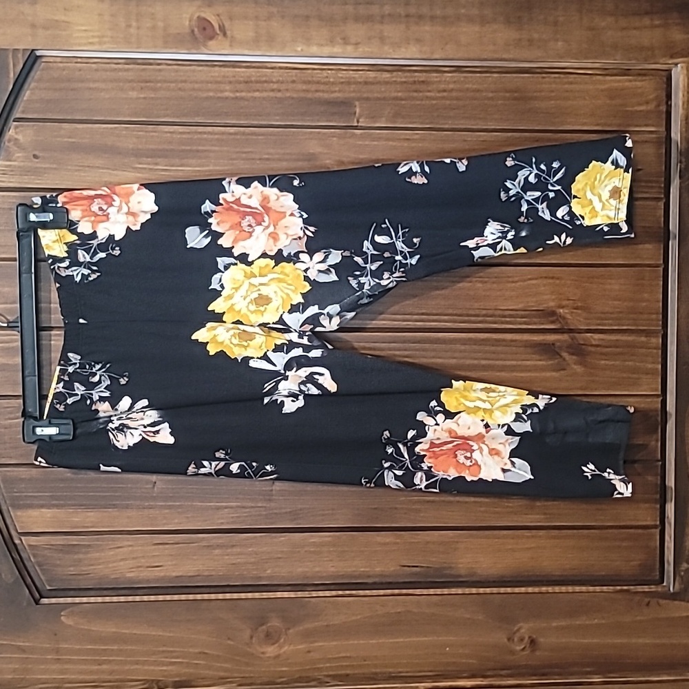 Floral Crop Leggings (XL)